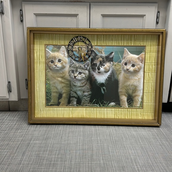 Vintage 3D Kittens Wall Clock.